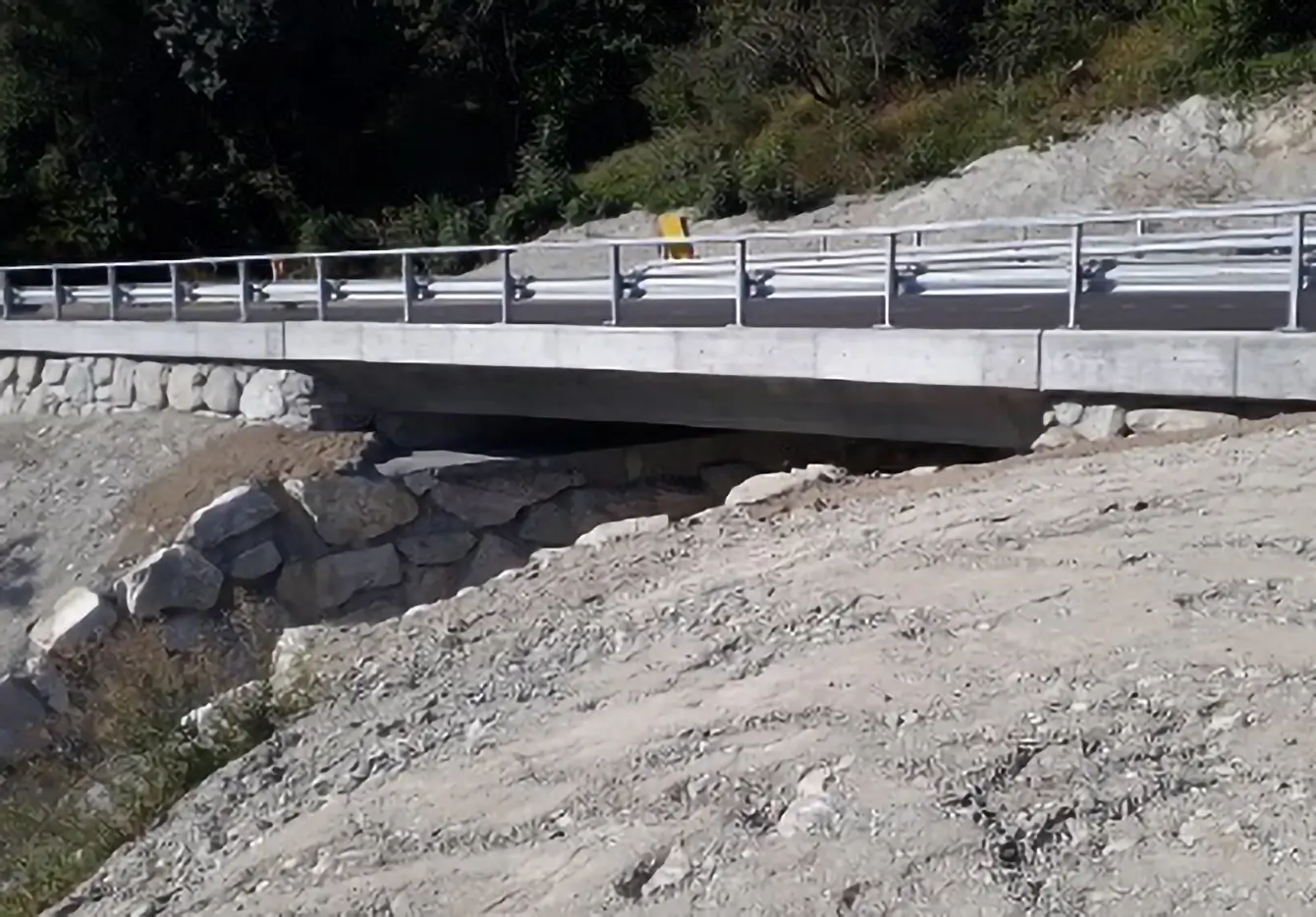 Brücke über den Corniolla-Bach